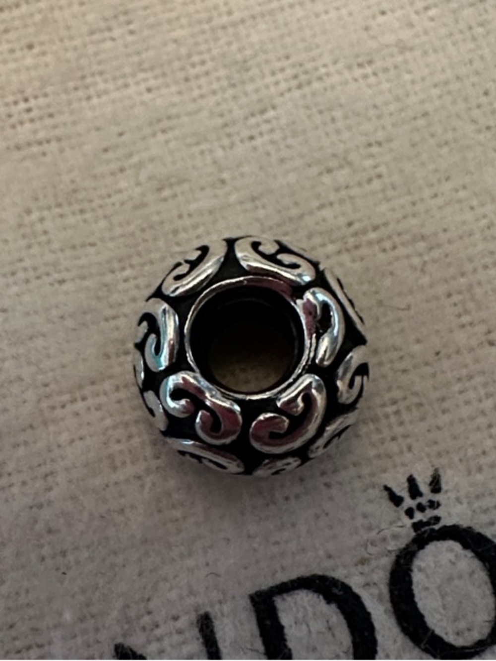 Pandora "Feeling Groovy" Swirl Baroque Bead Charm - Picture 3 of 3